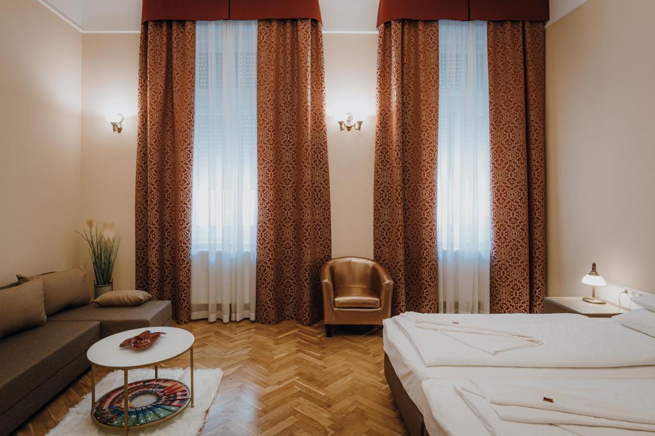 Dozsa Apartman Segedin Dış mekan fotoğraf