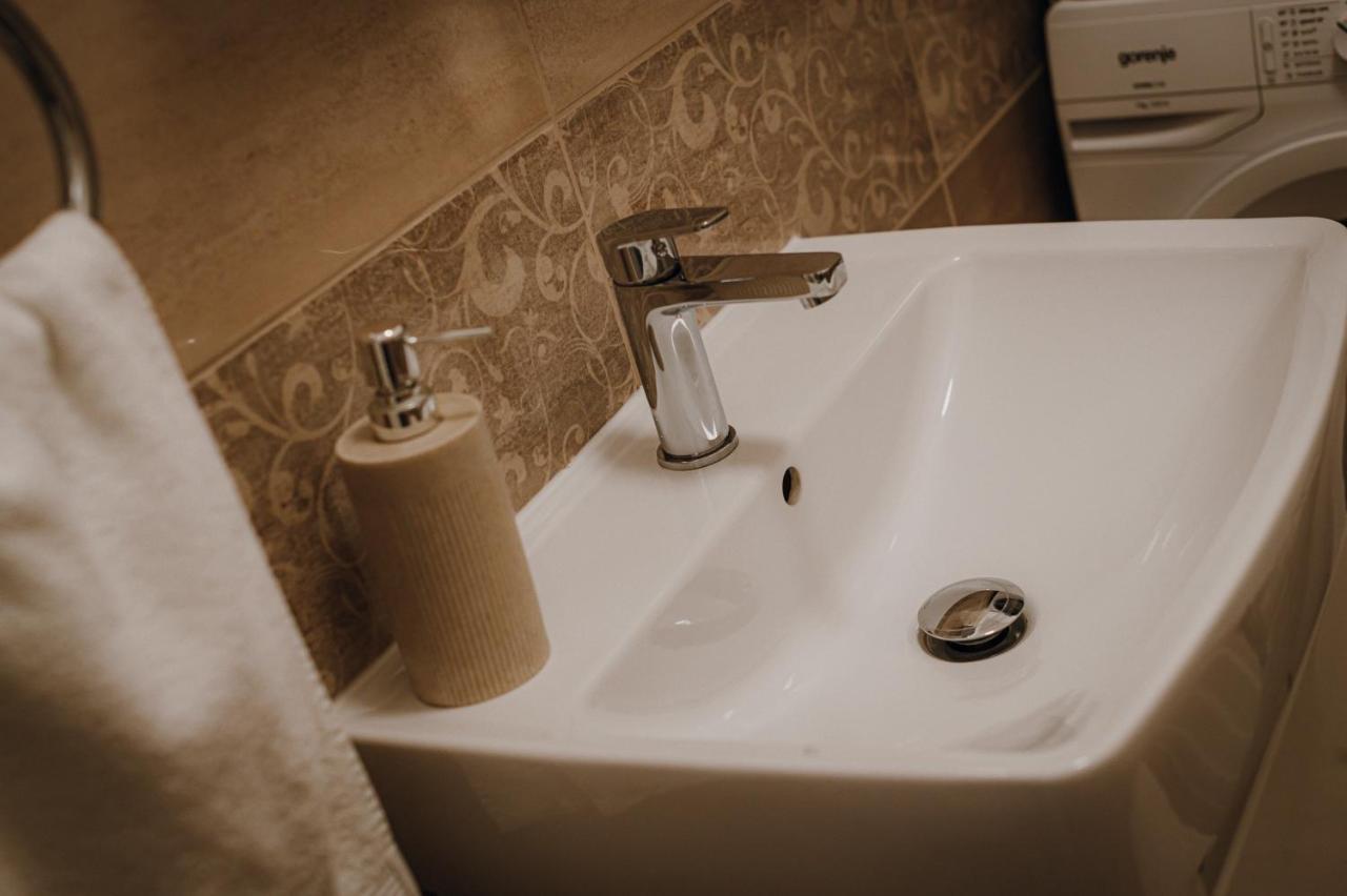 Dozsa Apartman Segedin Dış mekan fotoğraf
